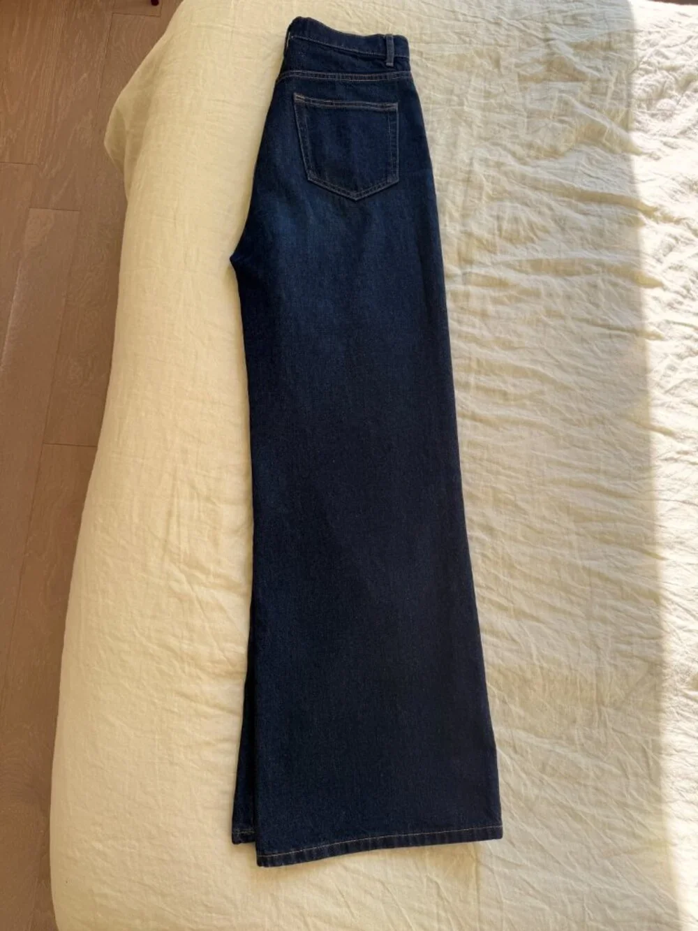 Reformation Cary High Rise Slouchy Wide Leg Jeans - Picture 4 of 6